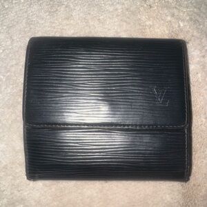 Louis Vuitton Black Epi Leather Wallet – Vintage Unisex